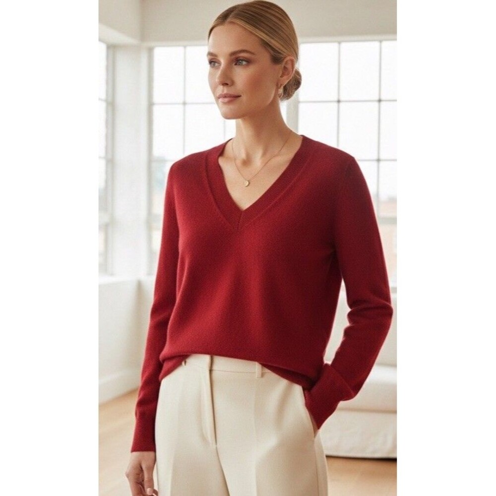 Jennie Liu Red Cashmere V Neck Sweater Womens L Soft Knit Quiet Luxury Valentine